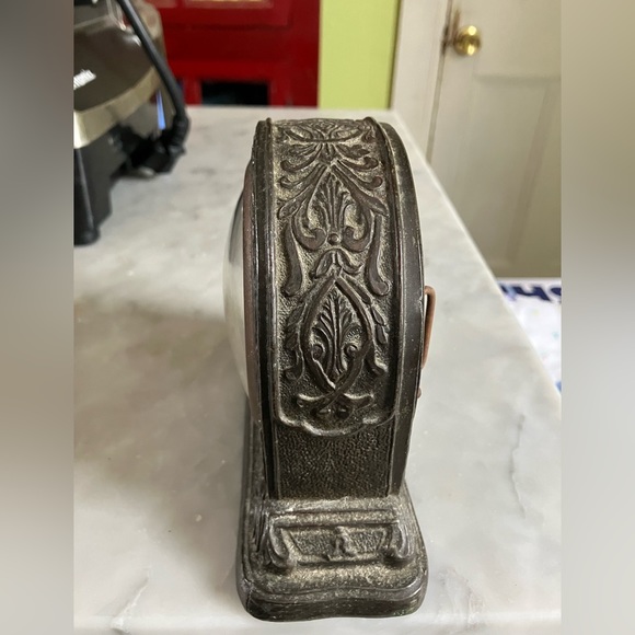 Antique 1920 Gilbert Bronze Advertising Clock - Picture 2 of 6